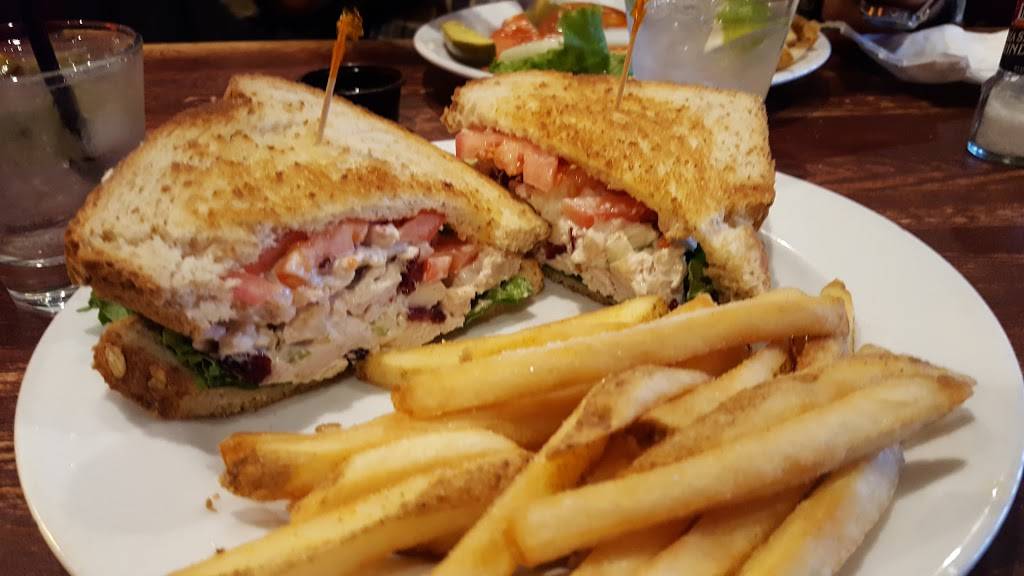 Anyways Pub | restaurant | 5 E Roosevelt Rd, Oakbrook Terrace, IL 60181, USA | 6309329323 OR +1 630-932-9323