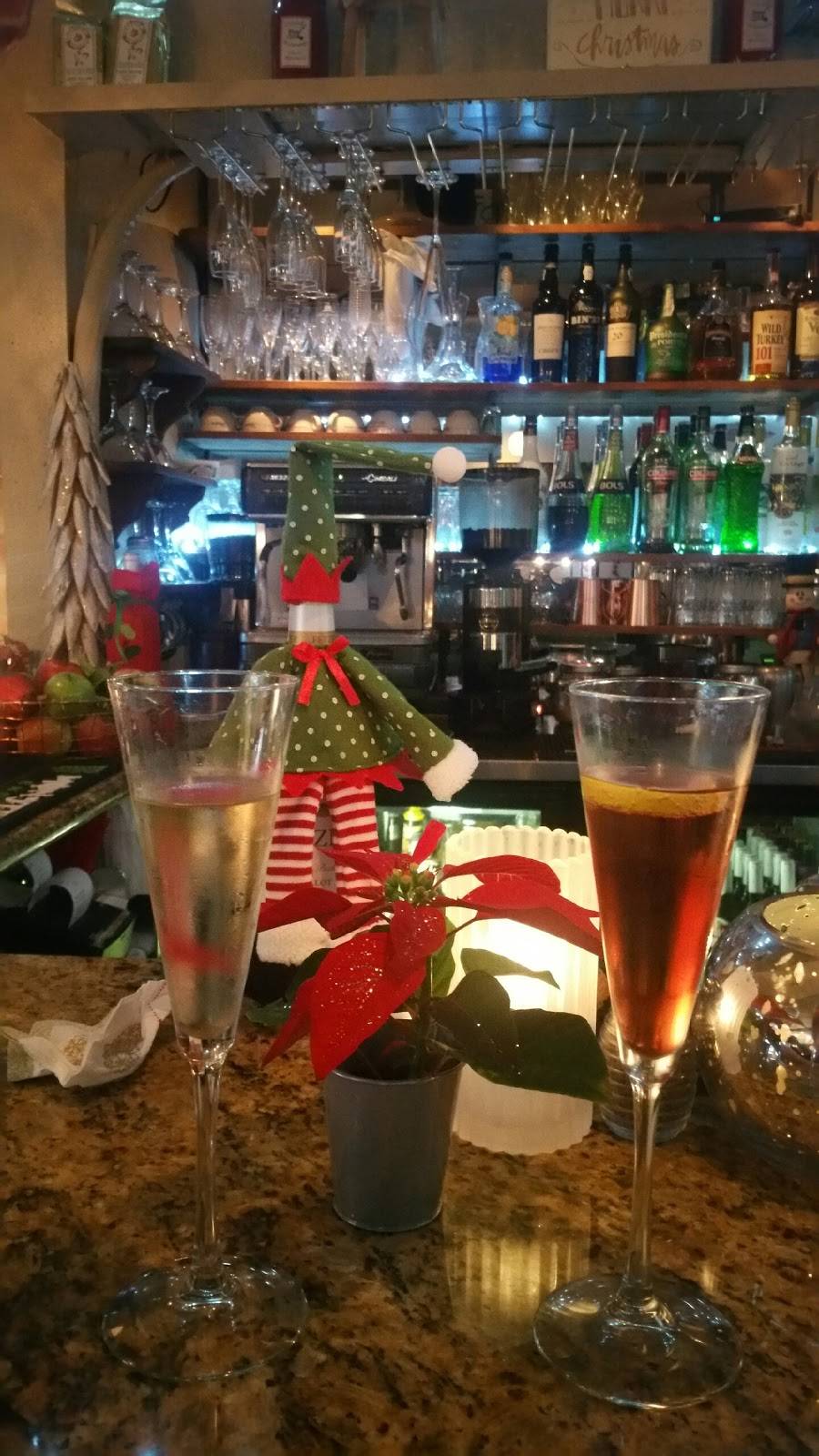 Crivello Ristorante Italiano | restaurant | 19881 Brookhurst St, Huntington Beach, CA 92646, USA | 7145939099 OR +1 714-593-9099