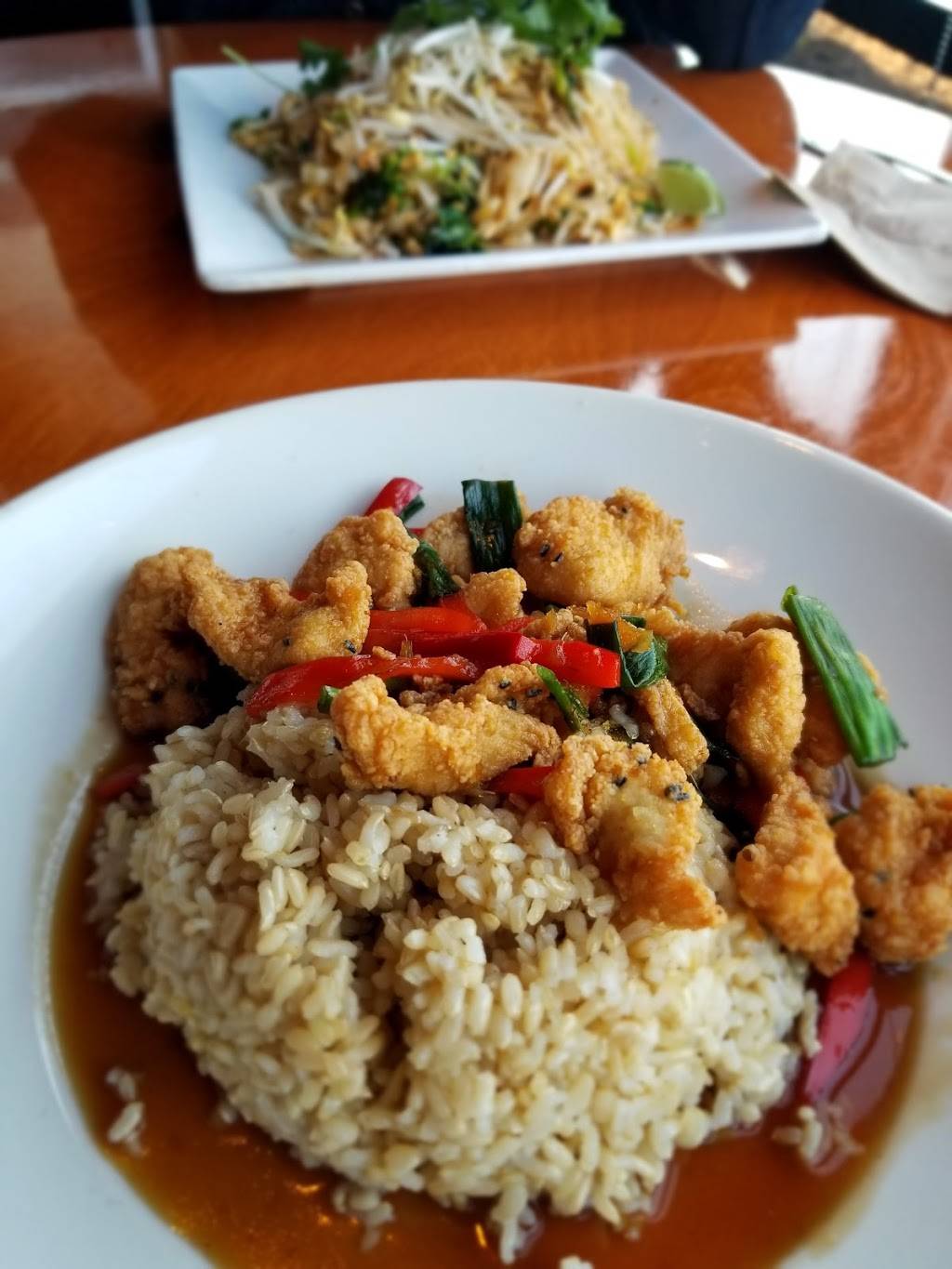 Big Bowl Schaumburg | restaurant | Streets of Woodfield 1950, E Higgins Rd, Schaumburg, IL 60173, USA | 8475178881 OR +1 847-517-8881