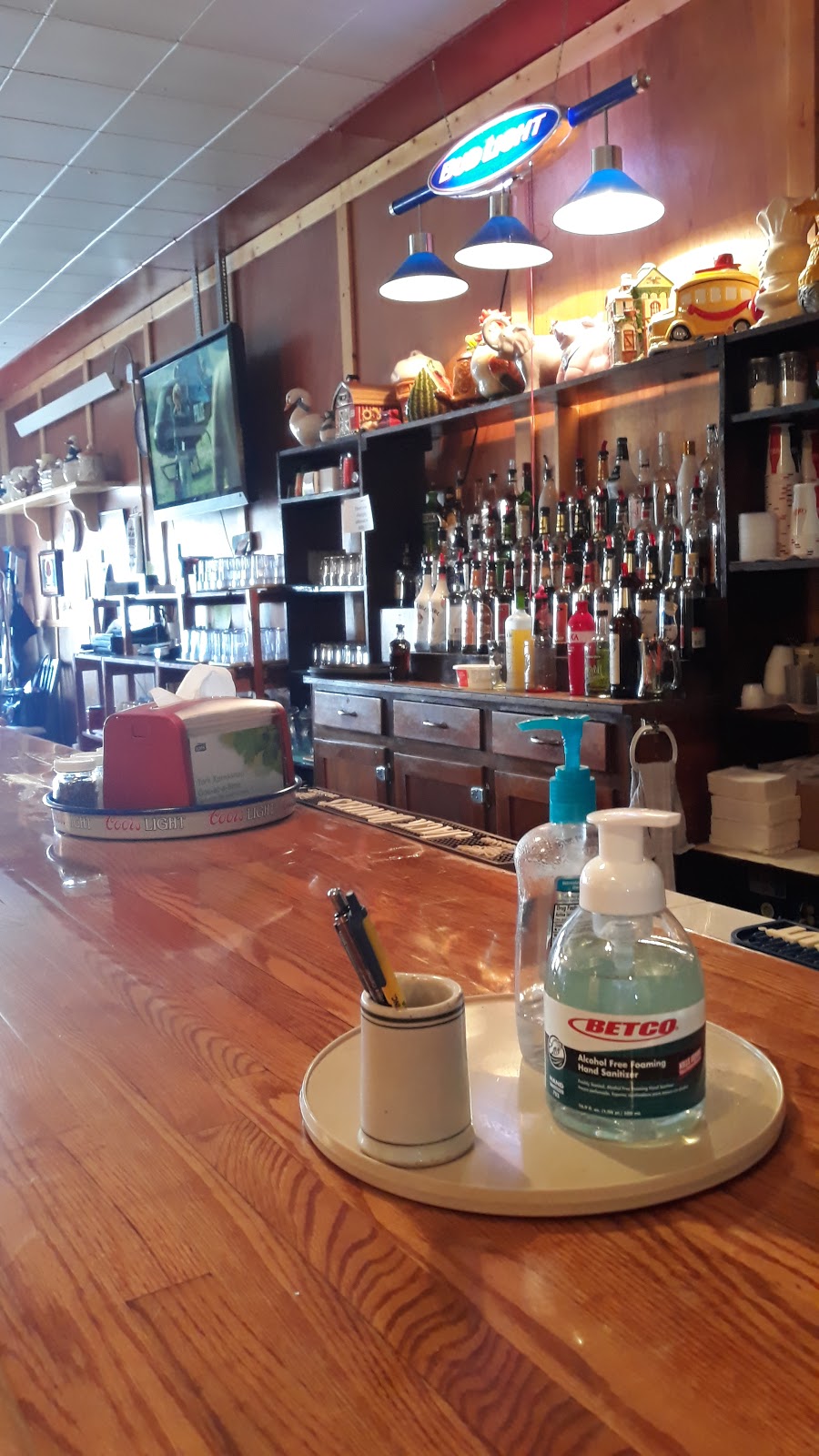 Billys bar and grill | restaurant | Leola, SD 57456, USA | 6054393691 OR +1 605-439-3691