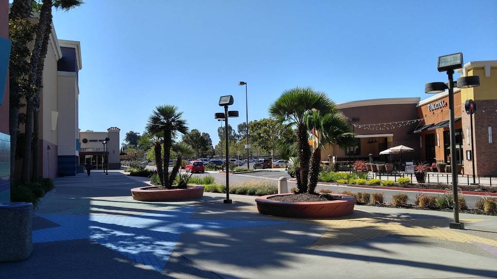 Century 25 Union Landing and XD | meal takeaway | 32100 Union Landing Blvd, Union City, CA 94587, USA | 5104879347 OR +1 510-487-9347