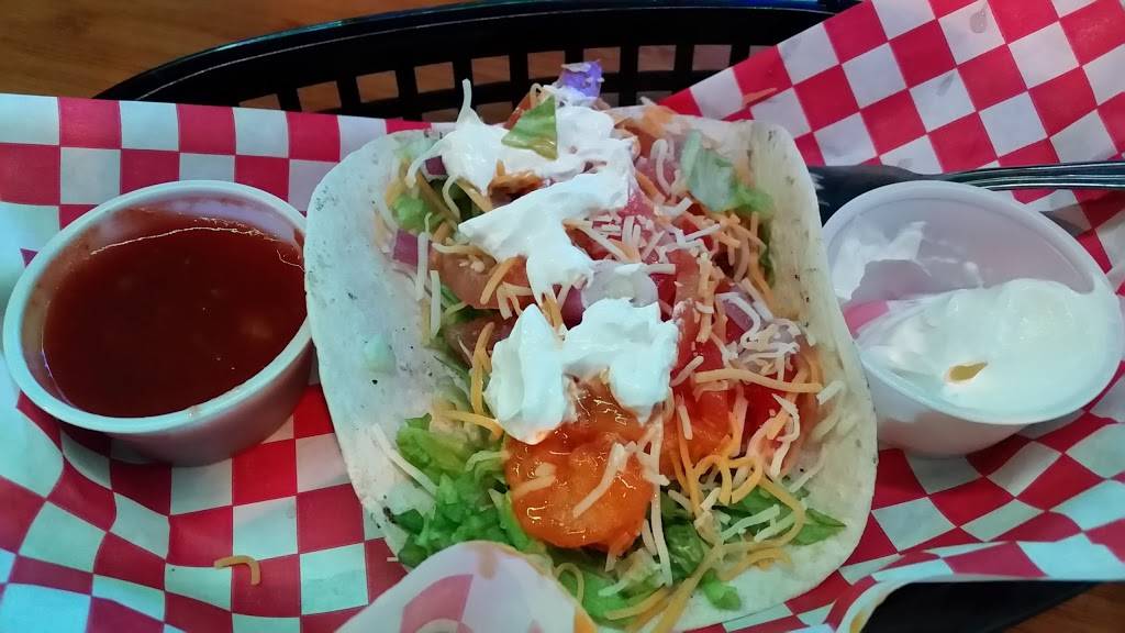 Island Life Grill | restaurant | 2245 Plantation Center Dr, Fleming Island, FL 32003, USA | 9042154243 OR +1 904-215-4243