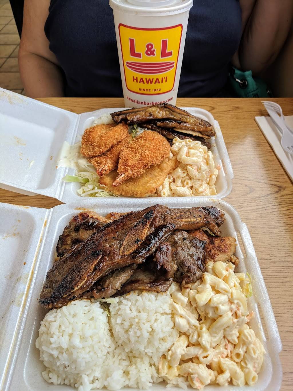 L & L Drive-Inn | restaurant | 41-1610 Kalanianaʻole Hwy, Waimanalo, HI 96795, USA | 8082596888 OR +1 808-259-6888