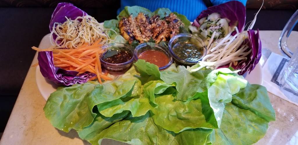 The Cheesecake Factory | restaurant | 3124 W Friendly Ave, Greensboro, NC 27408, USA | 3363231211 OR +1 336-323-1211