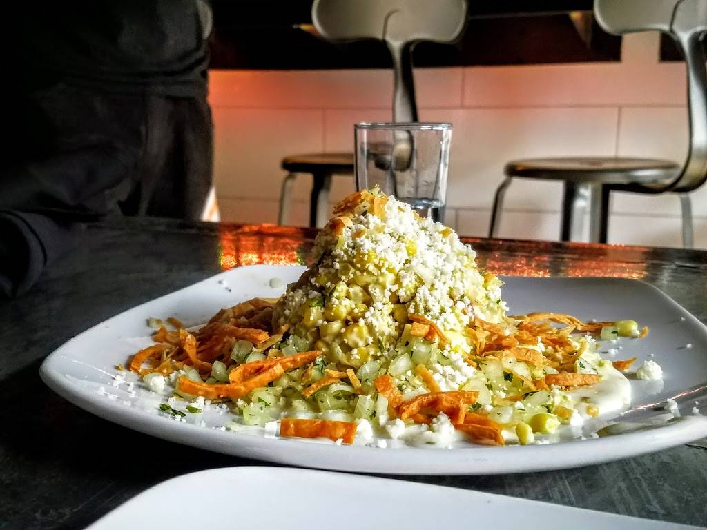 Iron Horse | restaurant | 316 W 4th St, Royal Oak, MI 48067, USA | 2482916313 OR +1 248-291-6313