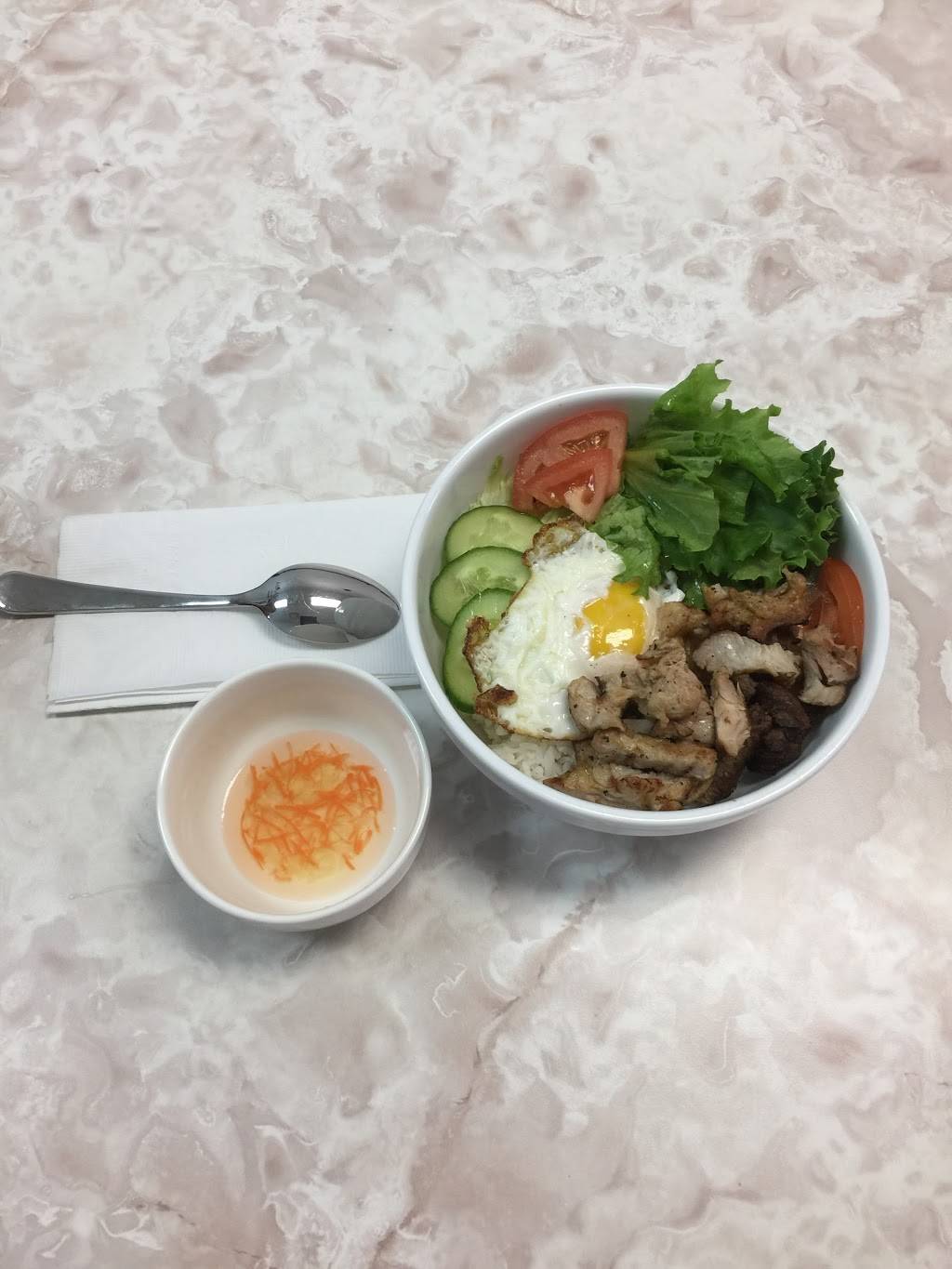 PHỞ 26 Vietnamese Restaurant | restaurant | 2011 Plains Rd E Unit # 2, Burlington, ON L7R 0A6, Canada | 9056316888 OR +1 905-631-6888