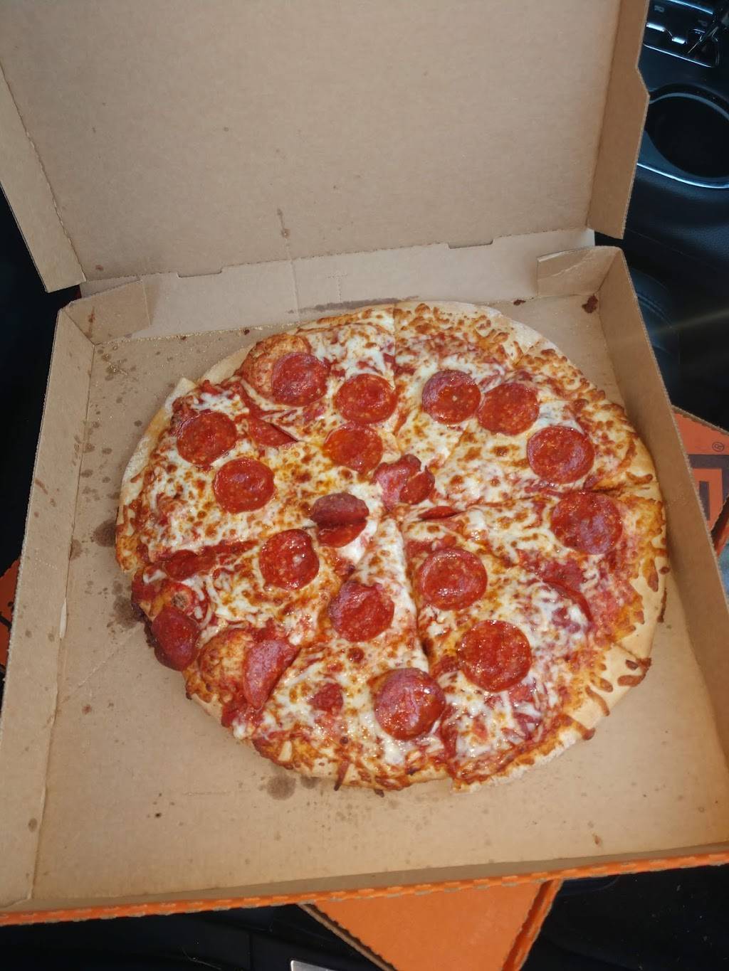 Little Caesars Pizza | meal takeaway | 211 S Lowry St, Smyrna, TN 37167, USA | 6153551996 OR +1 615-355-1996
