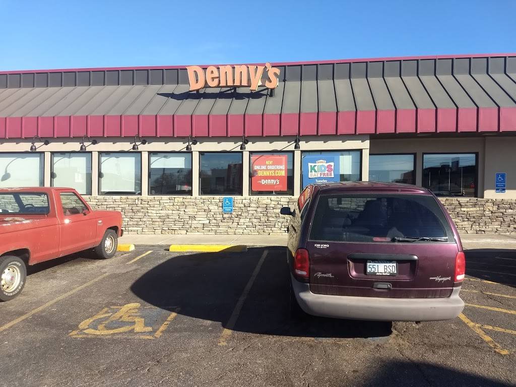Dennys | restaurant | 3210 SW Topeka Blvd, Topeka, KS 66611, USA | 7852663633 OR +1 785-266-3633