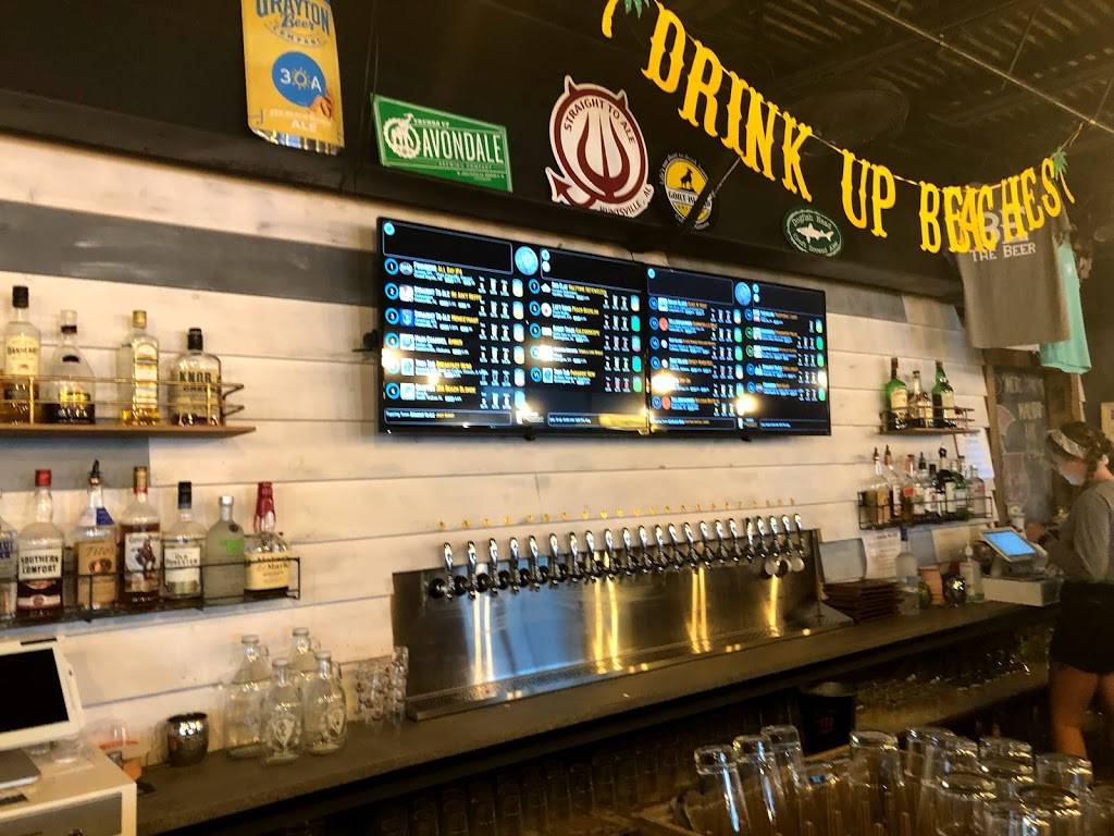 Sunset Bar & Grille | restaurant | 2140 Gunter Ave, Guntersville, AL 35976, USA | 2562640141 OR +1 256-264-0141