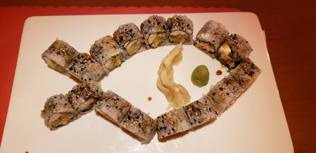 Fancy Sushi | restaurant | 5290 E Moody Blvd #105, Palm Coast, FL 32164, USA | 3865865988 OR +1 386-586-5988