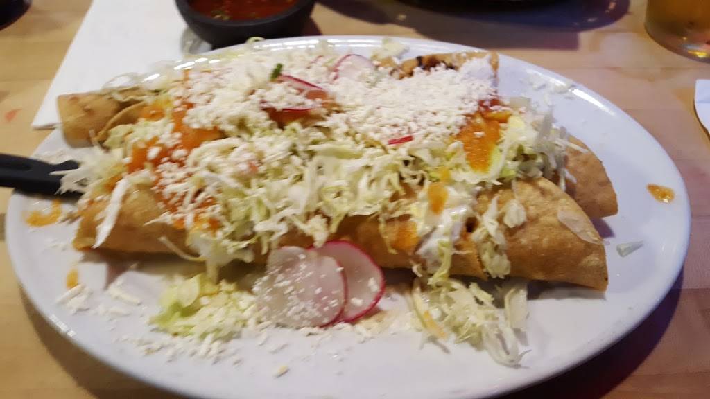 Las Casuelas | restaurant | 3203 Entertainment Way, Turlock, CA 95380, USA | 2096340080 OR +1 209-634-0080