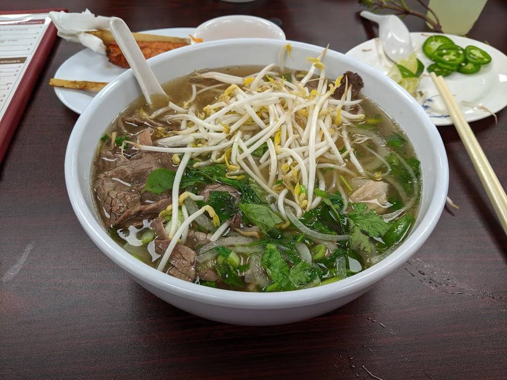 Pho Pasteur | restaurant | 694 Snelling Ave N, St Paul, MN 55104, USA | 6517568562 OR +1 651-756-8562