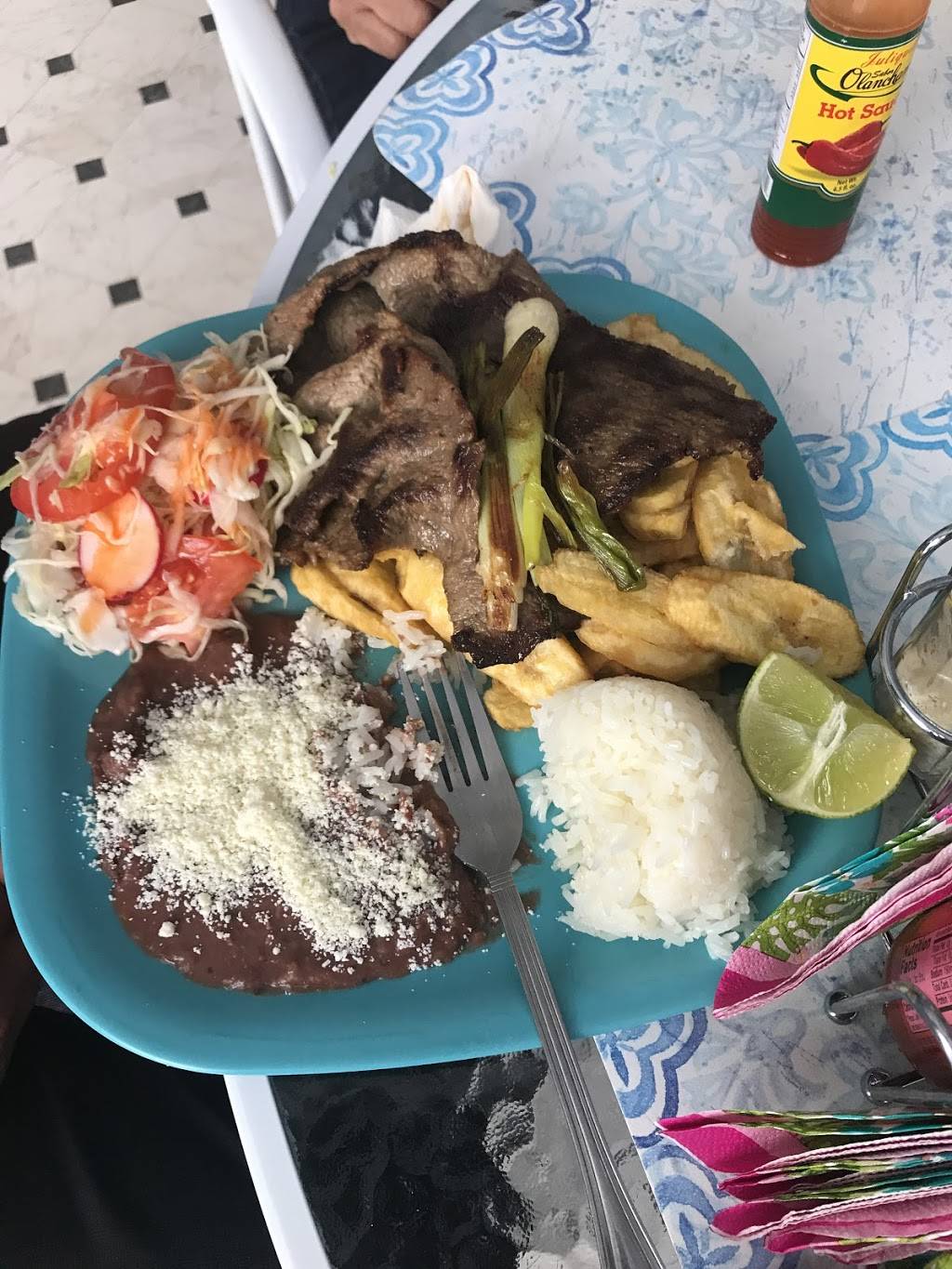 Sabor Catracho | restaurant | 3819 Palm Beach Blvd, Fort Myers, FL 33916, USA | 2398676788 OR +1 239-867-6788