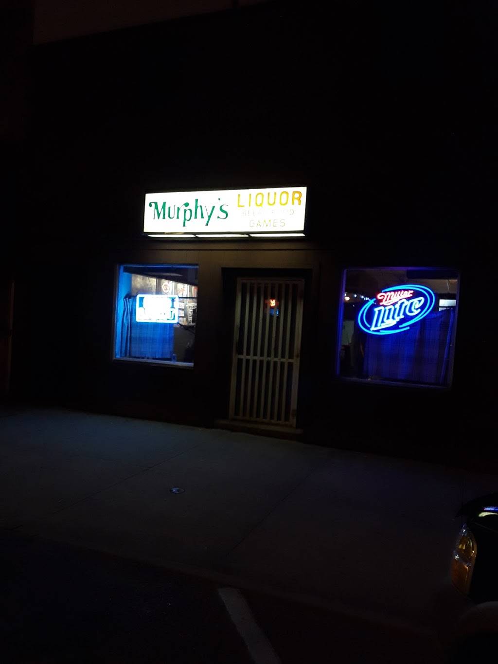 Murphys Place | restaurant | 112 Depot St, Wauseon, OH 43567, USA | 4193371160 OR +1 419-337-1160