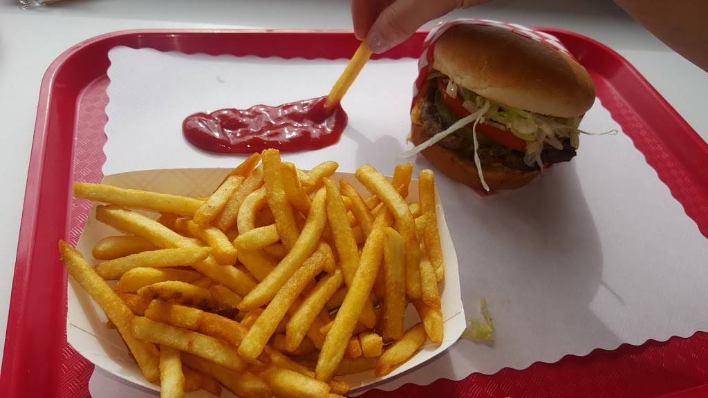 Biggies Burgers | restaurant | 1017 S El Camino Real, San Clemente, CA 92672, USA | 9494929182 OR +1 949-492-9182