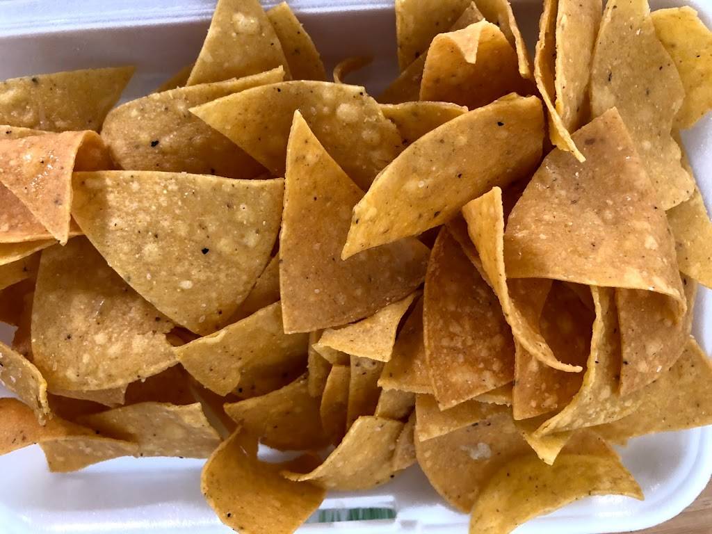 J&Ls Taco Loco | restaurant | 254 Park Ave, East Rutherford, NJ 07073, USA | 2019330059 OR +1 201-933-0059