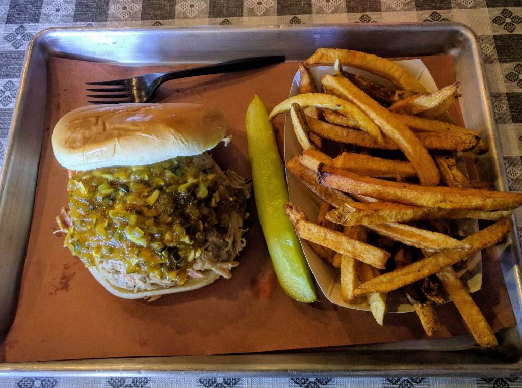 Dankys BAR-B-Q | restaurant | 4727 E Bell Rd #31, Phoenix, AZ 85032, USA | 6029962016 OR +1 602-996-2016