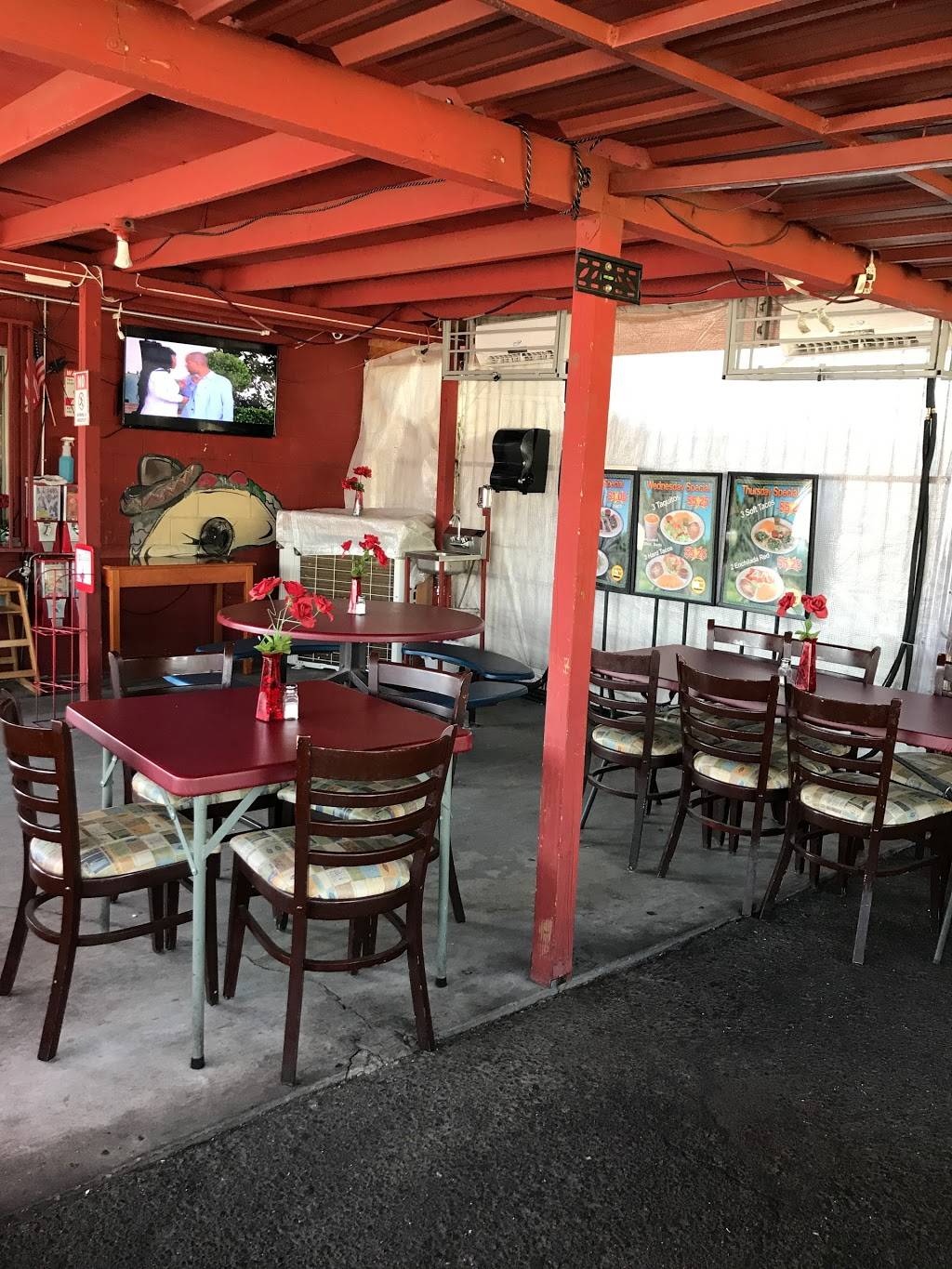 The T Tacos Home-Made Style | restaurant | #2 Corner of, 9th Street, 900 N Mt Vernon Ave, San Bernardino, CA 92411, USA | 9098887570 OR +1 909-888-7570