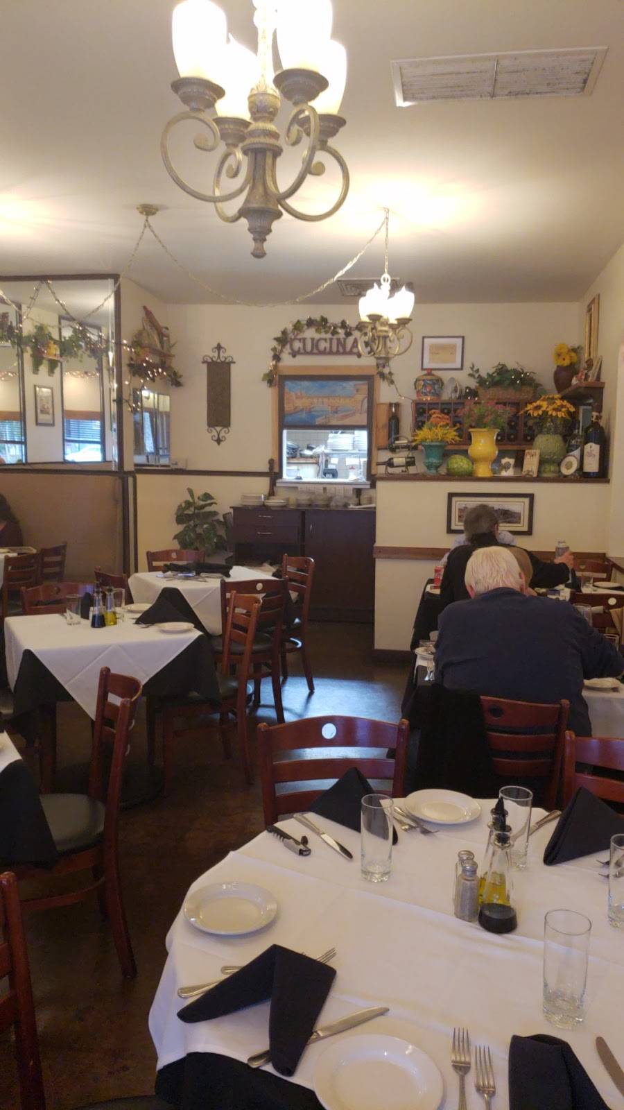Ancora Cucina Italiana | restaurant | 19647 Ventura Blvd, Tarzana, CA 91356, USA | 8188818411 OR +1 818-881-8411