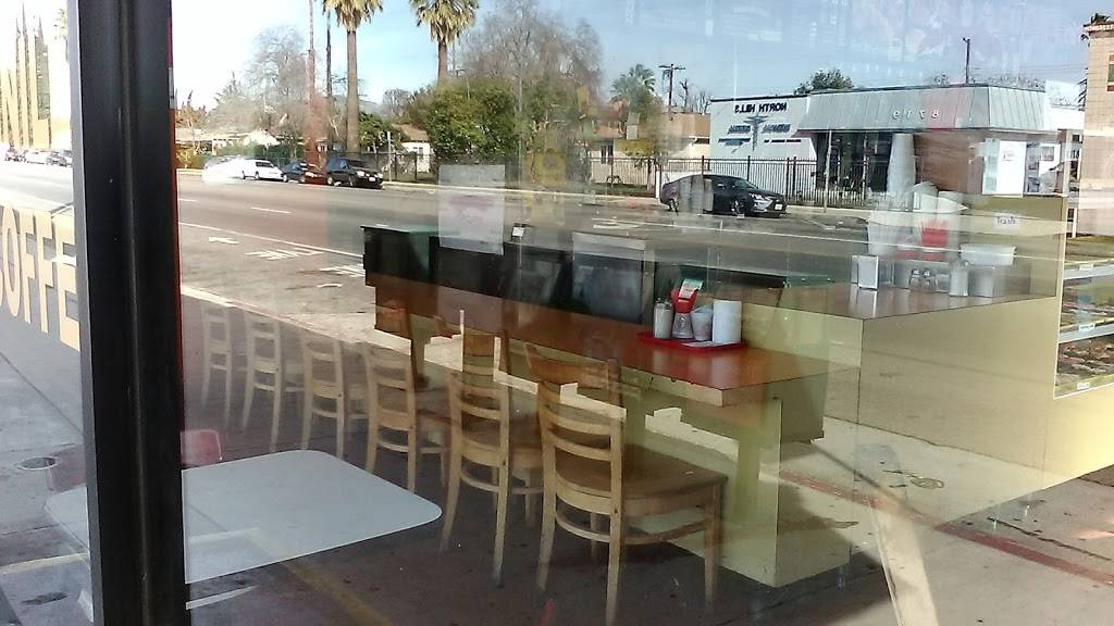 Uncle Joes Donuts | restaurant | 8704 Woodley Ave, North Hills, CA 91343, USA | 8188930824 OR +1 818-893-0824