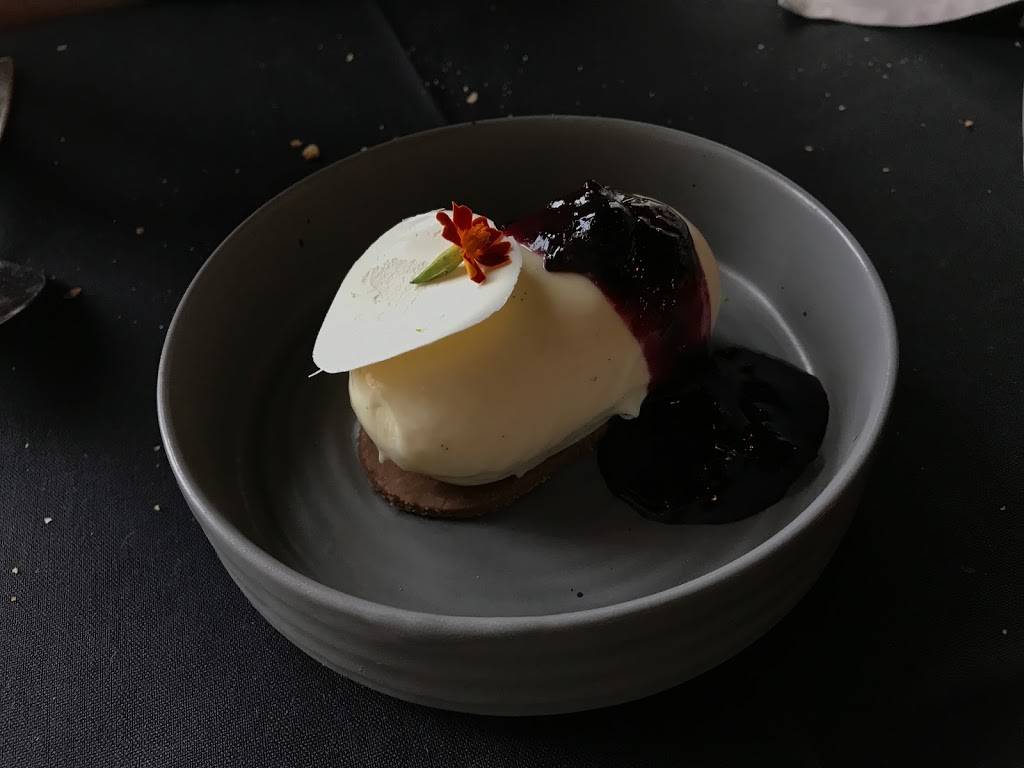 La Riviera | restaurant | 5925 Baum Blvd, Pittsburgh, PA 15206, USA | 4126652880 OR +1 412-665-2880