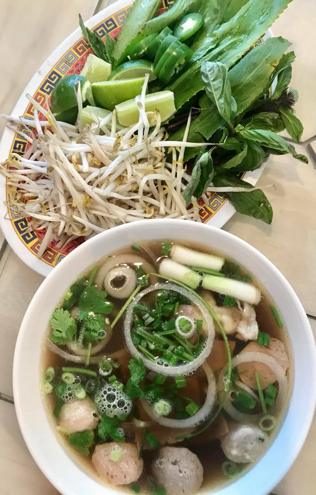 Saigon night restaurant | restaurant | 5917 Albemarle Rd, Charlotte, NC 28212, USA | 9802379888 OR +1 980-237-9888