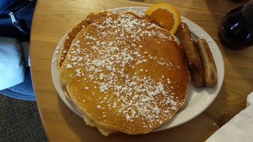 Red Brick Inn | restaurant | 973 Main St, Niagara, WI 54151, USA | 7152514653 OR +1 715-251-4653