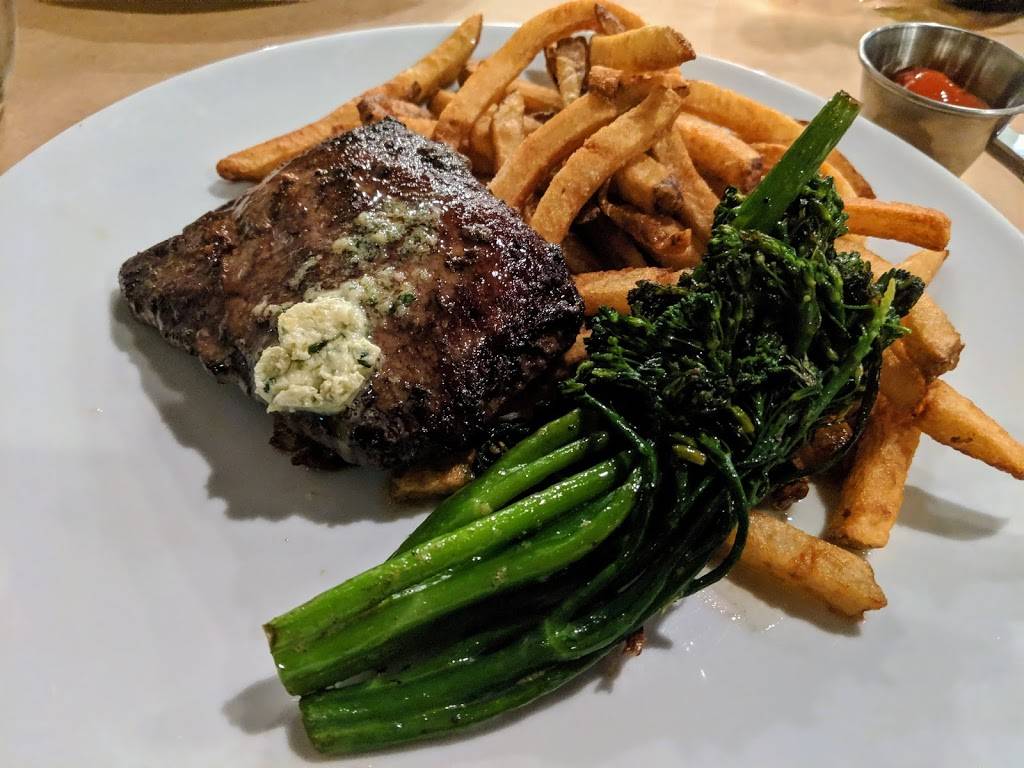 Root & Branch bistro + bar | restaurant | 1200 Oakley Seaver Dr #102, Clermont, FL 34711, USA | 3527084529 OR +1 352-708-4529