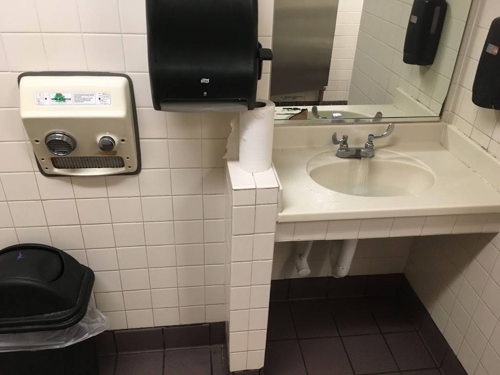 Wendys | restaurant | 11606 Ranch Rd 620 N, Austin, TX 78750, USA | 5125961731 OR +1 512-596-1731