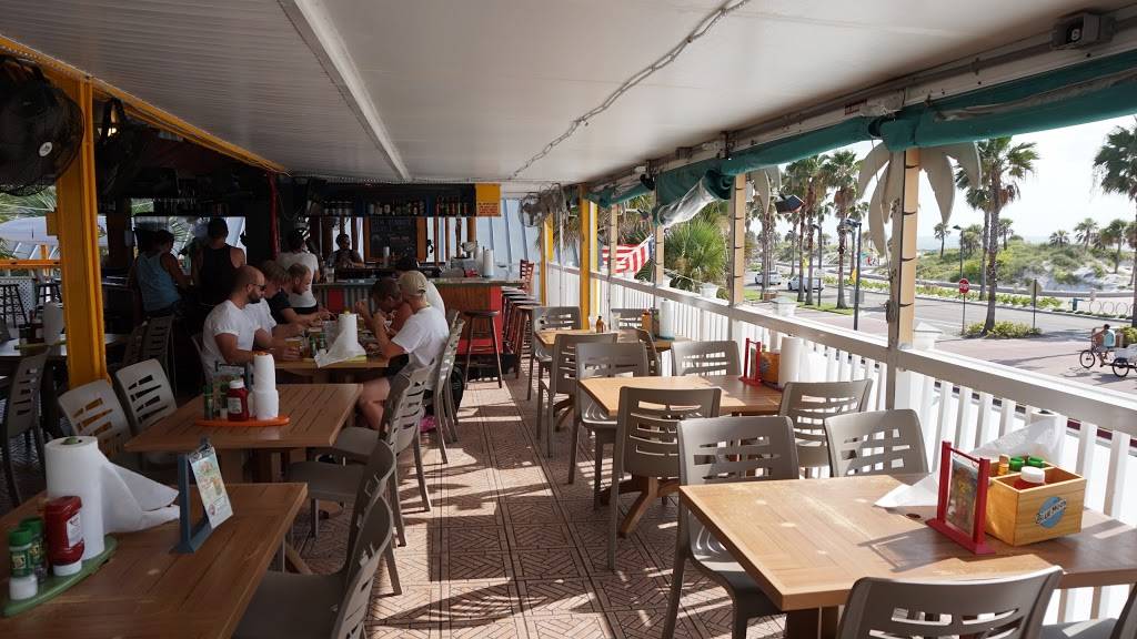 Crabbys Beachwalk Bar & Grill | restaurant | 333 S Gulfview Blvd, Clearwater, FL 33767, USA | 7276082065 OR +1 727-608-2065