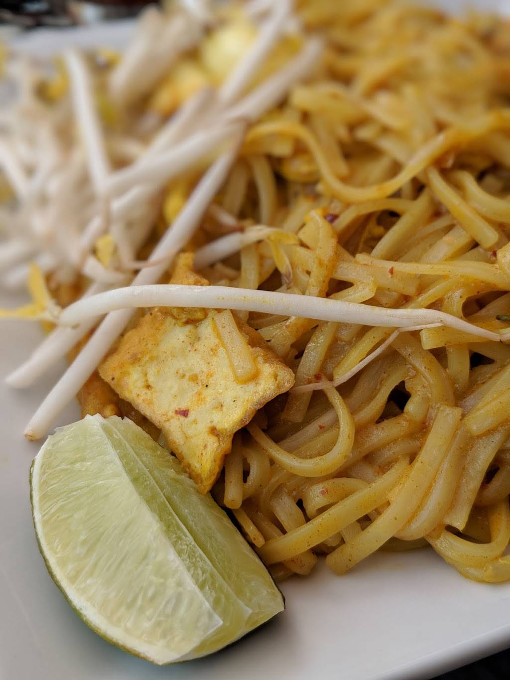 Thai Ocha | cafe | 200 S Main St, Plymouth, MI 48170, USA | 7344590963 OR +1 734-459-0963