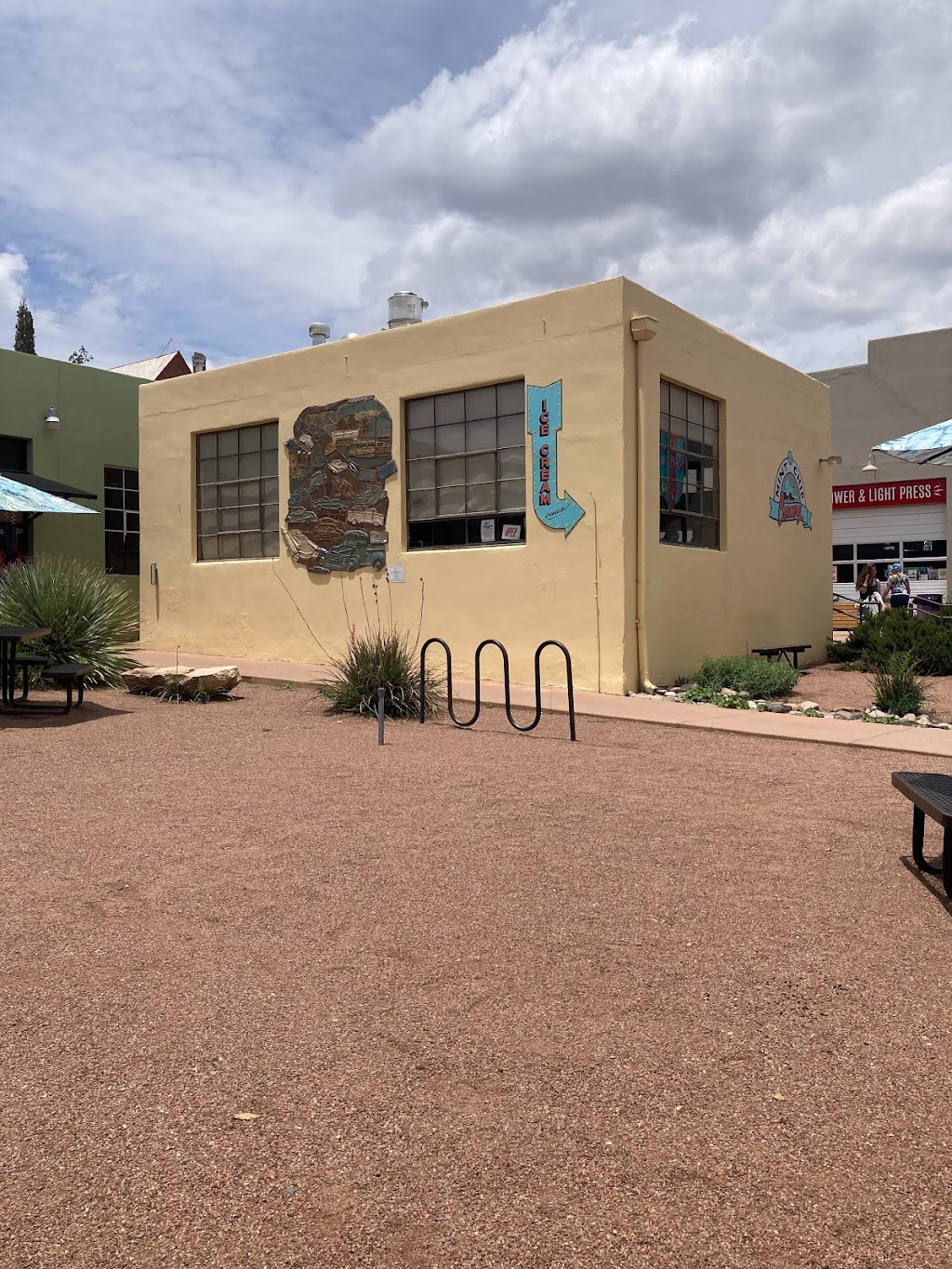 The Mint Chip Creamery | cafe | 601 N Bullard St Suite E, Silver City, NM 88061, USA | 5755190955 OR +1 575-519-0955