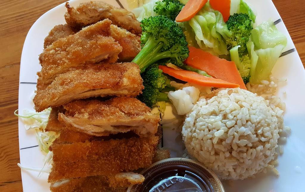 Dot Island Grill | restaurant | 516 2nd St, Davis, CA 95616, USA | 5307538883 OR +1 530-753-8883