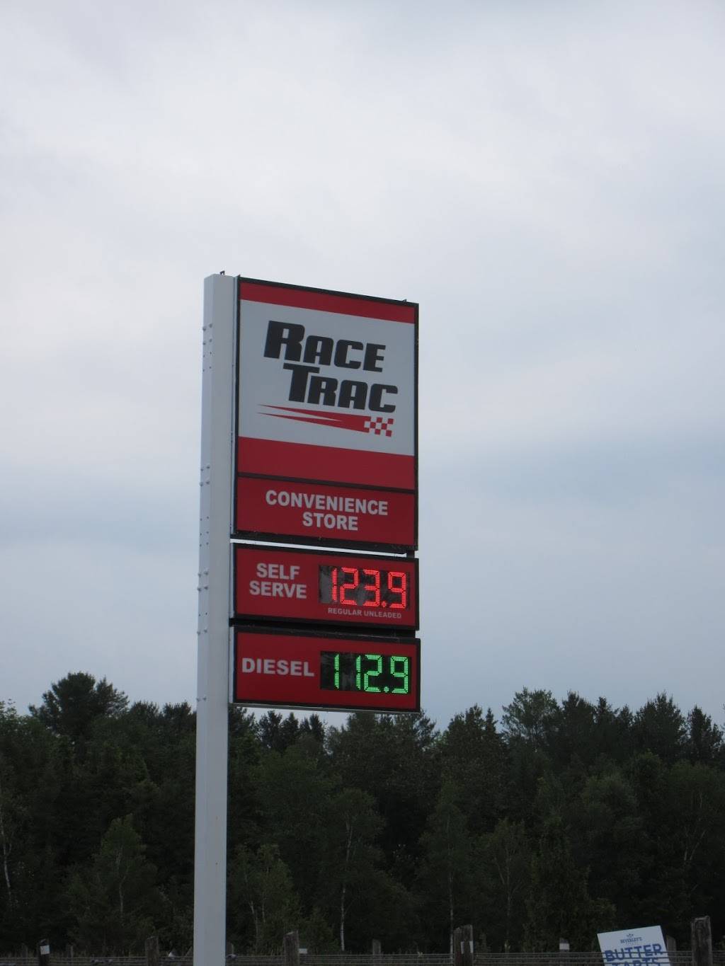 RaceTrac | restaurant | 913 Peace Rd, Omemee, ON K0L 2W0, Canada | 7057995837 OR +1 705-799-5837