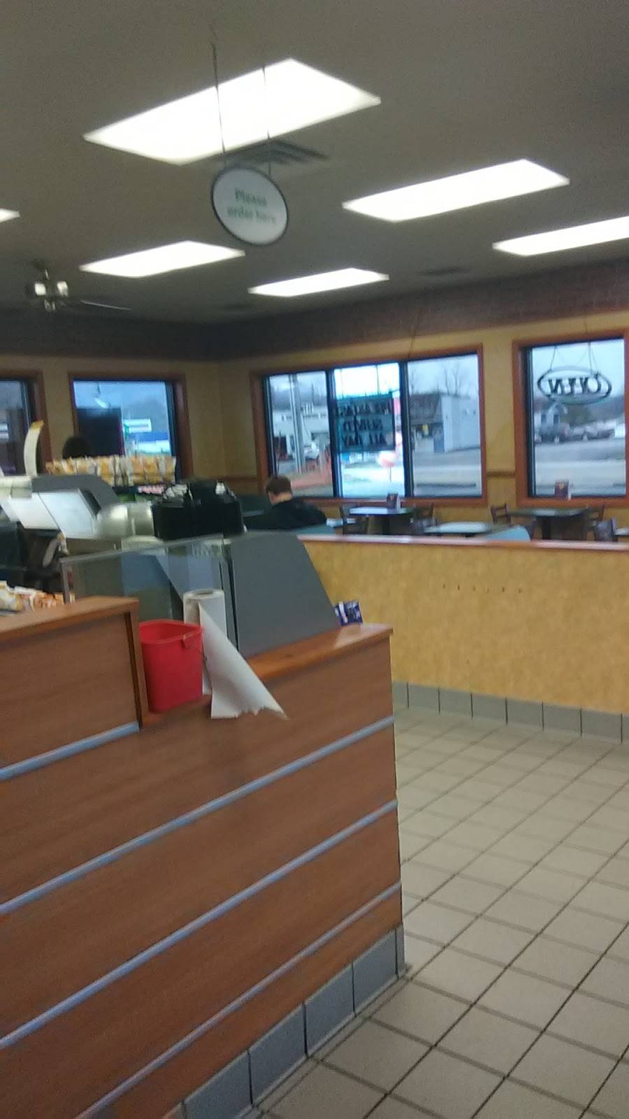 Subway | restaurant | 762 Cosby Hwy, Newport, TN 37821, USA | 4236257700 OR +1 423-625-7700