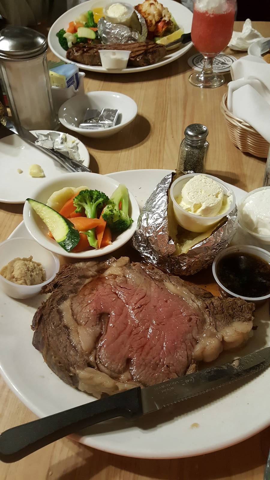 Sherwood Inn | restaurant | 2988 Almaden Expy, San Jose, CA 95125, USA | 4082662480 OR +1 408-266-2480