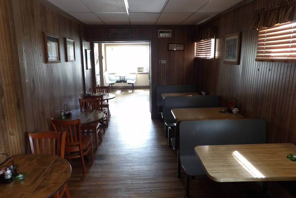 The Rail Trail Cafe LLC | restaurant | W5016 WI-86, Ogema, WI 54459, USA | 7157675222 OR +1 715-767-5222