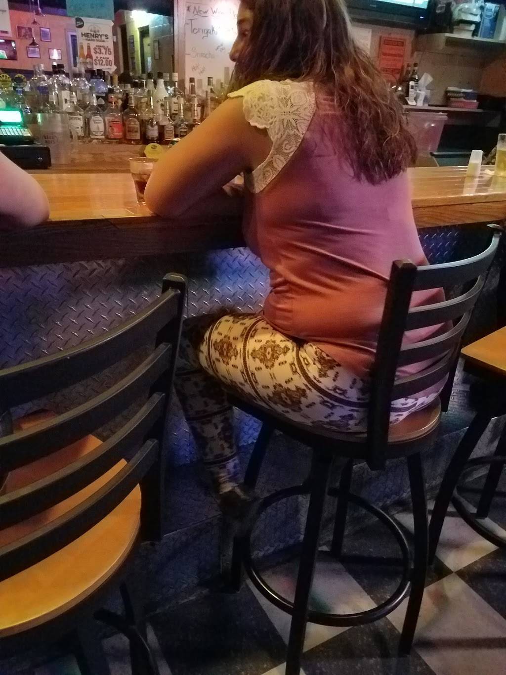 Pitt Stop Pub | restaurant | 430 S Erie St #1506, Mercer, PA 16137, USA | 7246623116 OR +1 724-662-3116