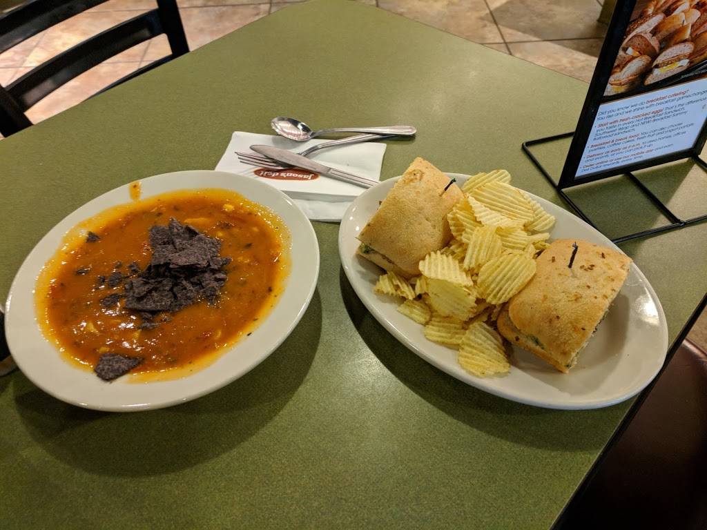 Jasons Deli | restaurant | 2000 N Rock Rd Ste 108, Wichita, KS 67206, USA | 3166364447 OR +1 316-636-4447
