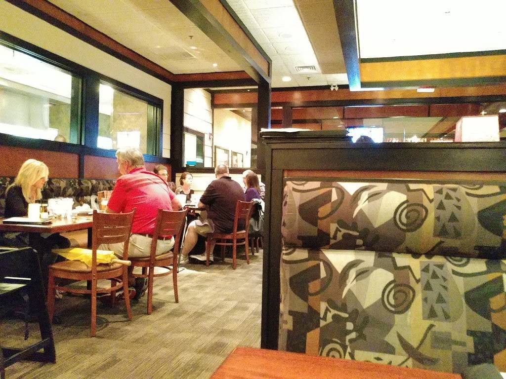 Stonewood Grill & Tavern | restaurant | 10120 Forest Hill Blvd #110, Wellington, FL 33414, USA | 5617849796 OR +1 561-784-9796