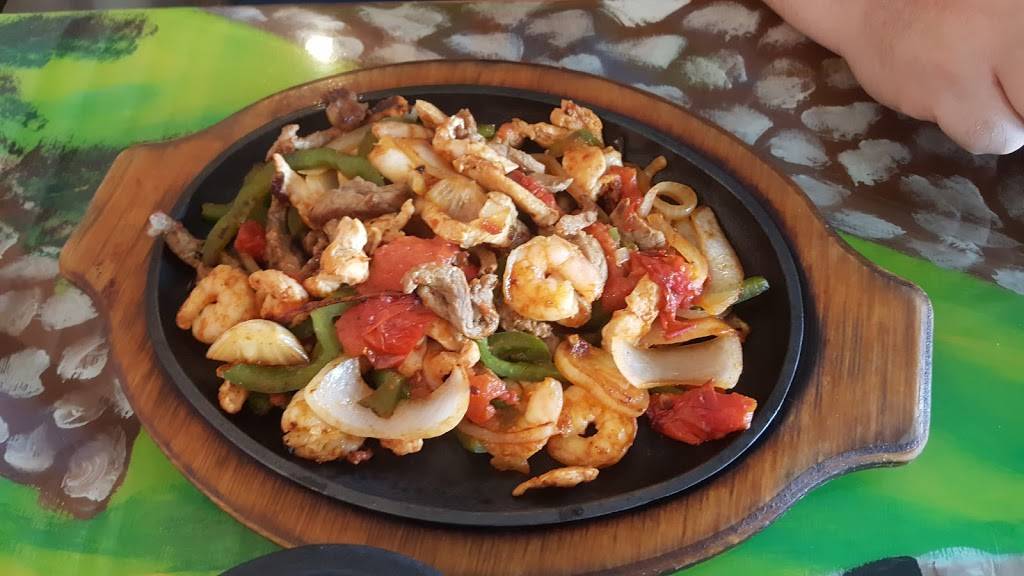 Mi Toro Mexican Restaurant | restaurant | 3408 W Andrew Johnson Hwy, Morristown, TN 37814, USA | 4238391880 OR +1 423-839-1880