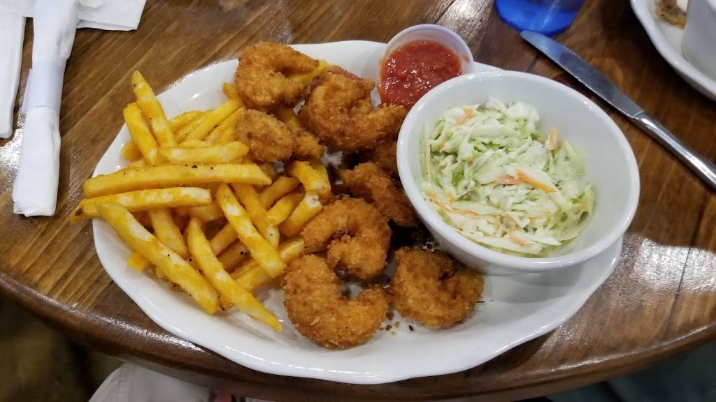 Boondocks Grill & Bar | restaurant | 2808 Henley Rd, Green Cove Springs, FL 32043, USA | 9044069497 OR +1 904-406-9497