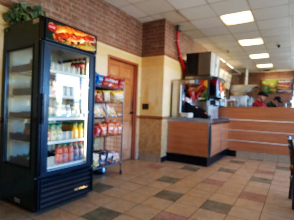 Subway | restaurant | 35427 Goddard Rd, Romulus, MI 48174, USA | 7349419419 OR +1 734-941-9419