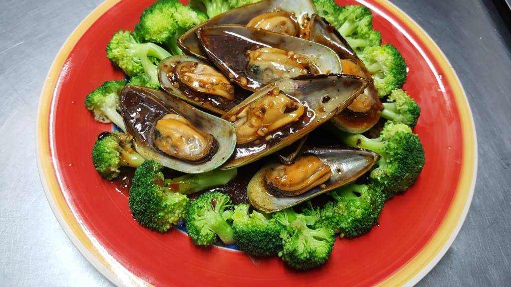 Ming Garden Express | restaurant | 7121 W US Hwy 90, San Antonio, TX 78227, USA | 2106732222 OR +1 210-673-2222