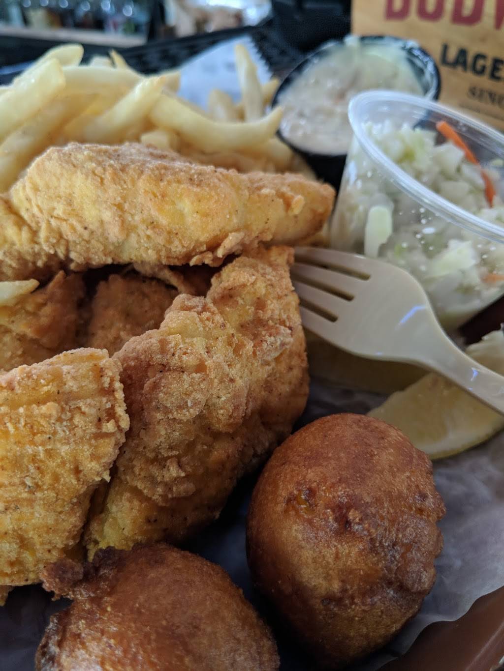 Scottys Tiky Bar | restaurant | 920 E Del Monte Ave, Clewiston, FL 33440, USA | 8639833151 OR +1 863-983-3151