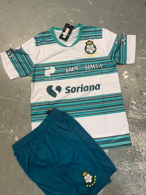 Tienda Centroamericana | restaurant | 1207 NW 24th St, San Antonio, TX 78207, USA | 2104333360 OR +1 210-433-3360