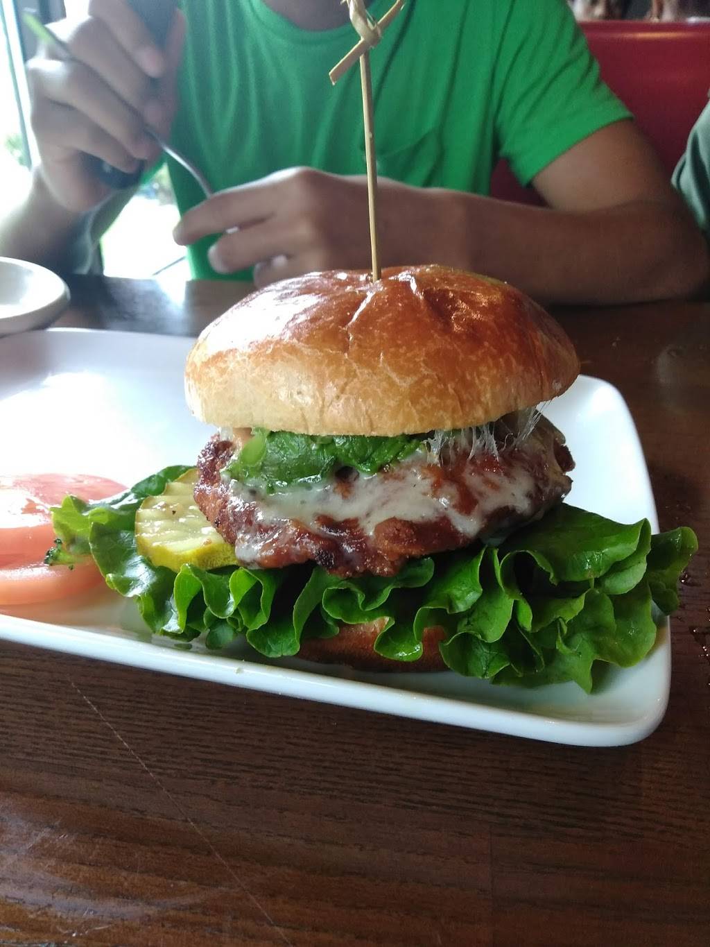 TGI Fridays | restaurant | 4921 Campbell Blvd, Nottingham, MD 21236, USA | 4109313090 OR +1 410-931-3090