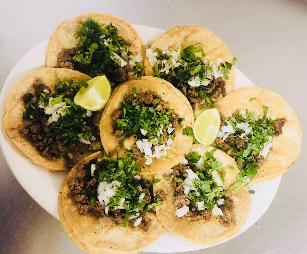 El Sabroso | restaurant | 320 Cedar St, Chillicothe, IL 61523, USA | 3092748202 OR +1 309-274-8202