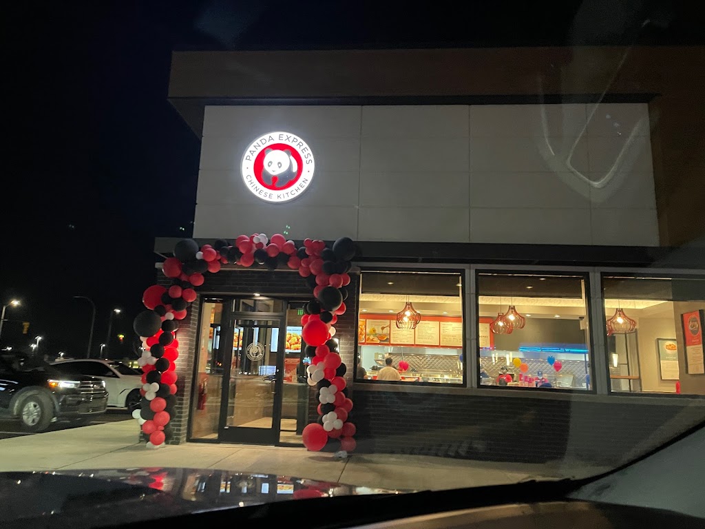 Panda Express | restaurant | 26641 Ford Rd, Dearborn Heights, MI 48127, USA | 3136622290 OR +1 313-662-2290