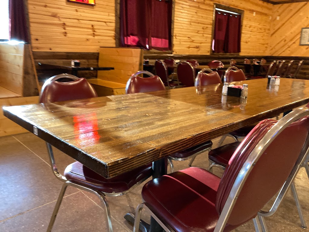 Border Bar & Grill | restaurant | 324 Main St, Summerfield, KS 66541, USA | 7852446230 OR +1 785-244-6230